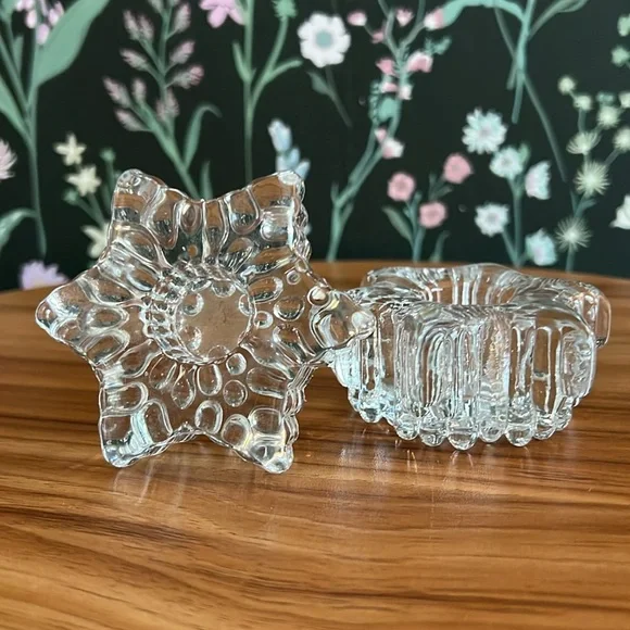Set of 2 STAR/ SNOWFLAKE TAPER CANDLE HOLDERS. Bubbly glass Mystical ✨ Celestial - Picture 5 of 6